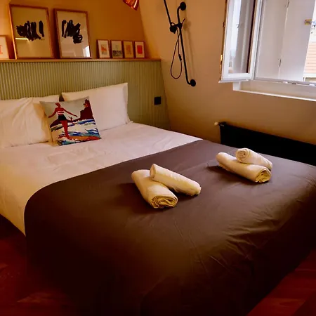 Biarritz, Halles Et Ocean