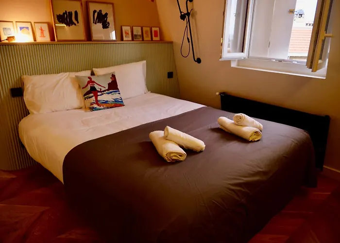 Biarritz, Halles Et Ocean